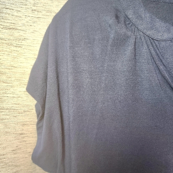 Philosophy Deep V-neck Short Sleeve Shirt Dark Navy Blue Medium - Picture 4 of 5